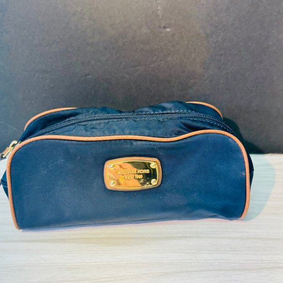 Michael KORS blue Cosmetic Bags - Picture 1 of 5